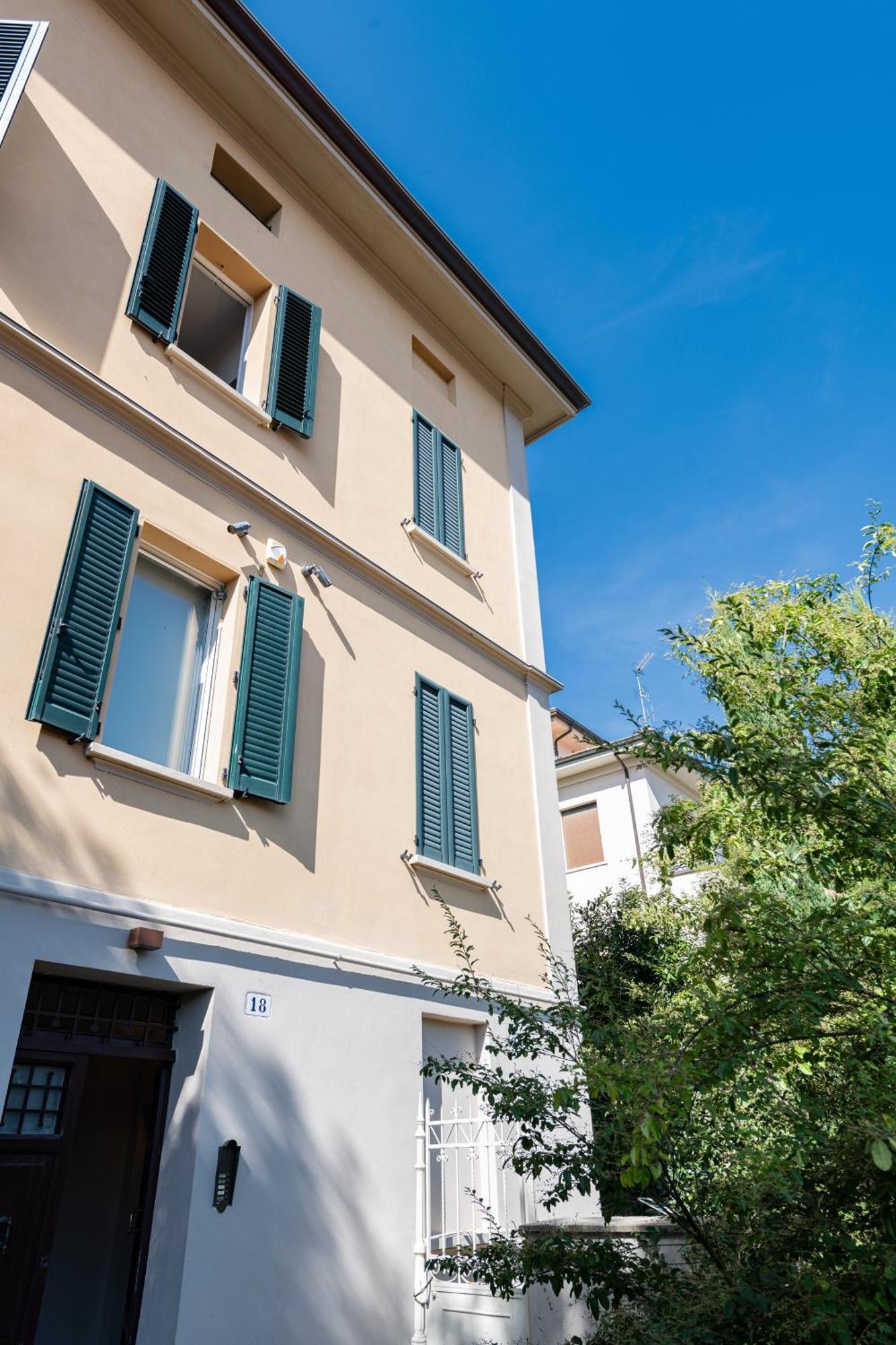 Splendido Attico Tra I Colli, Centro Storico E Ospedale Rizzoli Apartment Bologna Ngoại thất bức ảnh